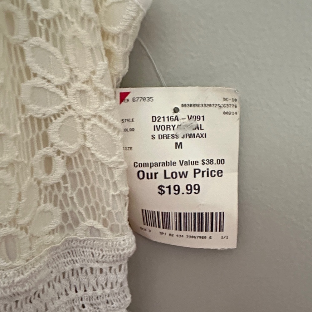 NO BRAND SHOWN size MEDIUM Floral Lace Maxi Dress - Cream and Pink - Picture 8 of 8